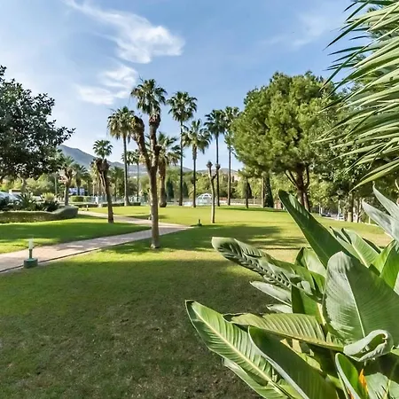123- Ideal With Views, Pool, Sauna And Gym *