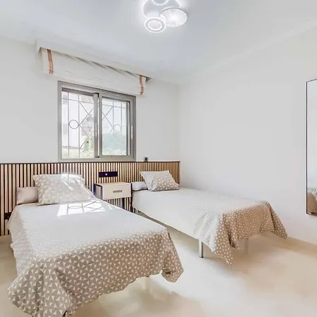 123- Ideal With Views, Pool, Sauna And Gym Daire *