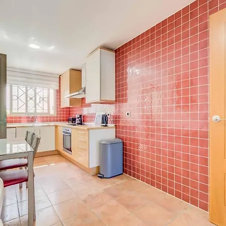 Daire 123- Ideal With Views, Pool, Sauna And Gym