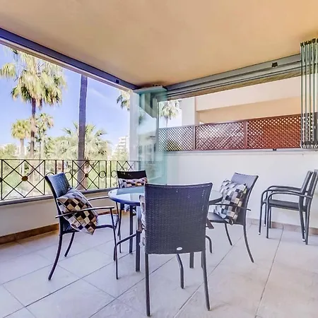 123- Ideal With Views, Pool, Sauna And Gym Daire *